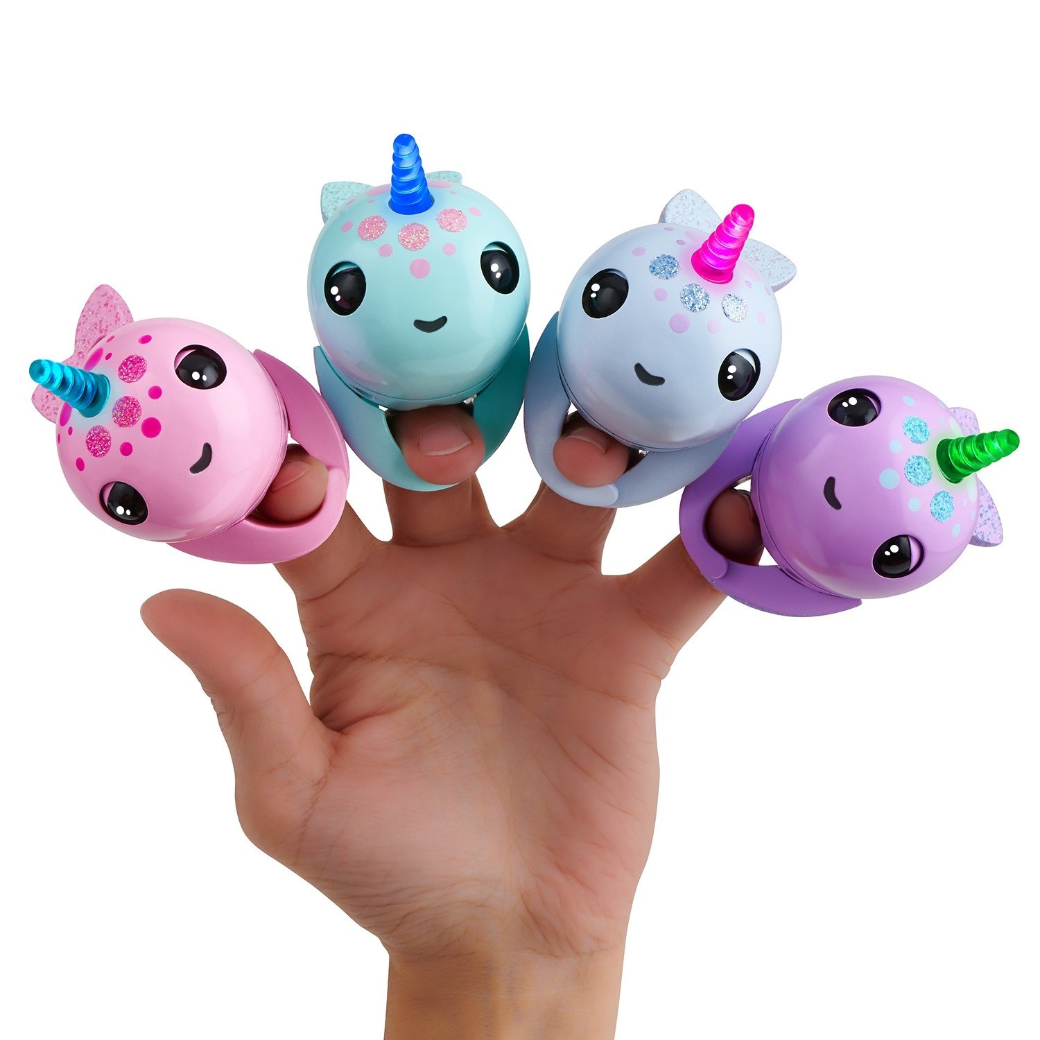 Игрушки 2019. WOWWEE Fingerlings Light up Narwhal - Nelly (Purple) - friendly interactive Toy. Популярные игрушки 2020. Игрушки 2019 года для девочек. Новинки игрушек.