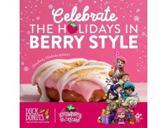 WildBrain Strawberry Shortcake Holiday Duck Donuts